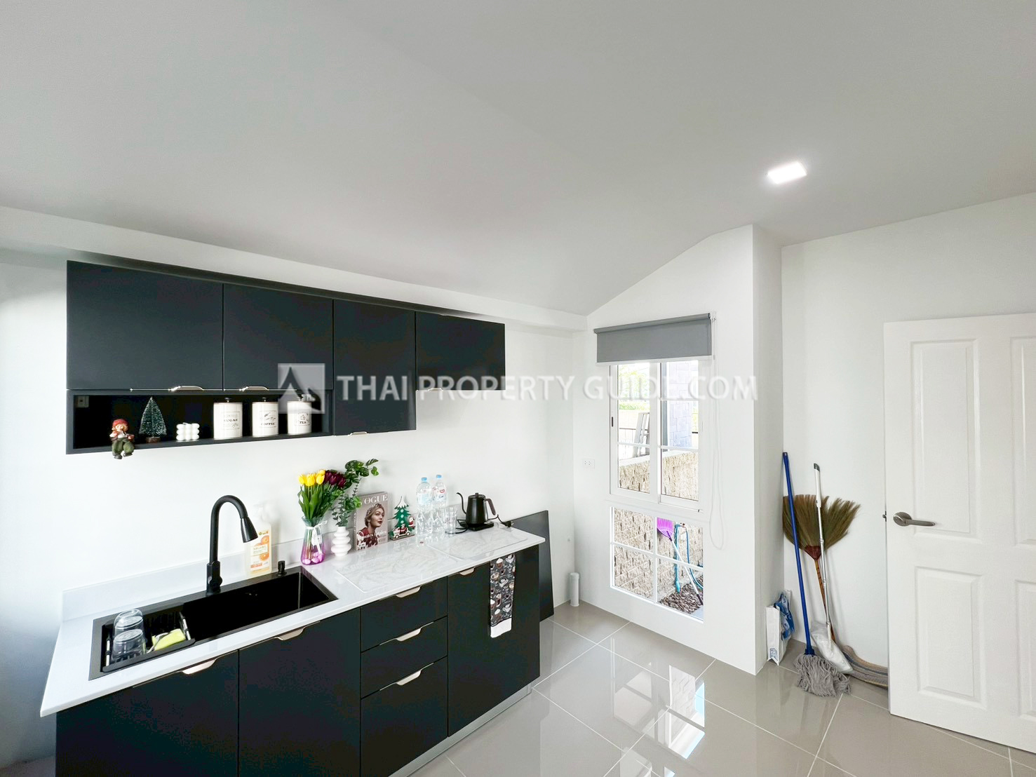 House with Shared Pool in Sukhumvit 