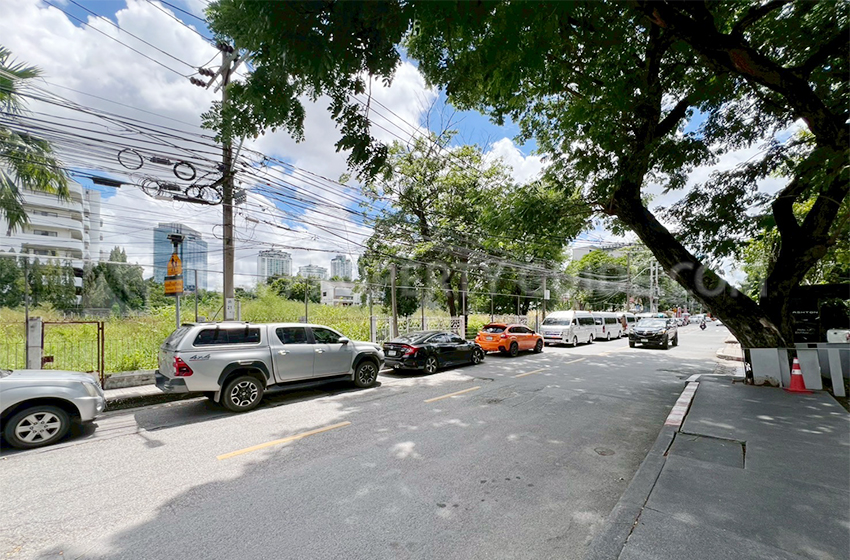 Land For Sale in Sukhumvit 