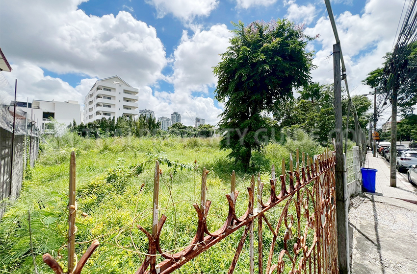 Land For Sale in Sukhumvit 