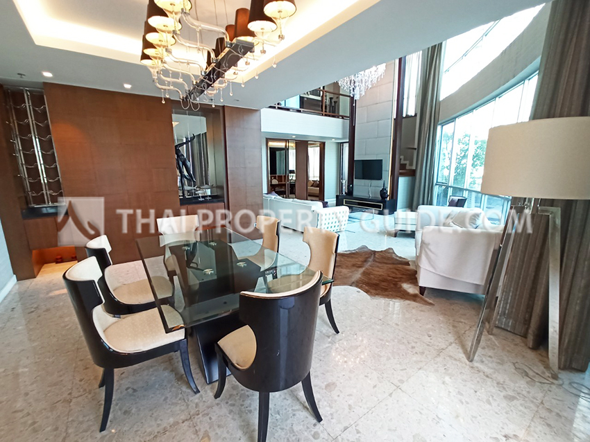 Penthouse in Ploenchit 