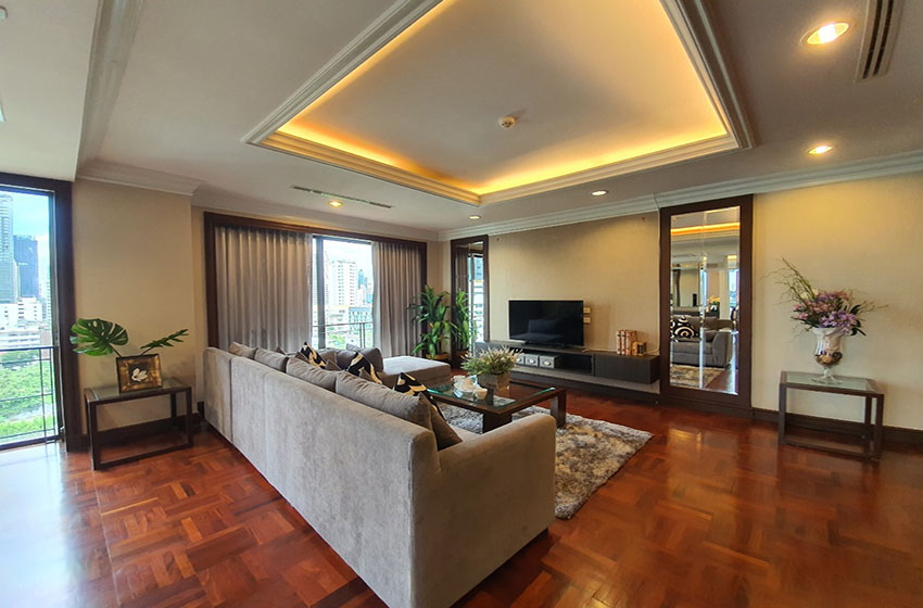 Penthouse in Ploenchit 