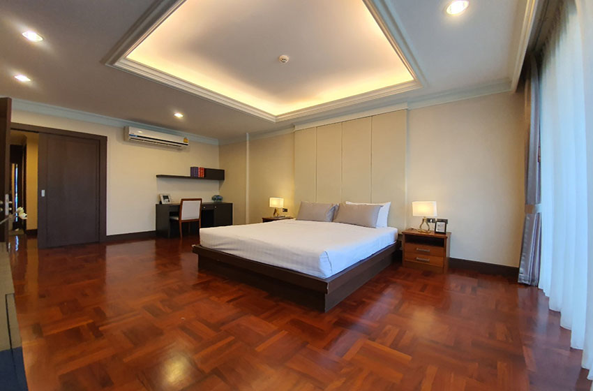 Penthouse in Ploenchit 