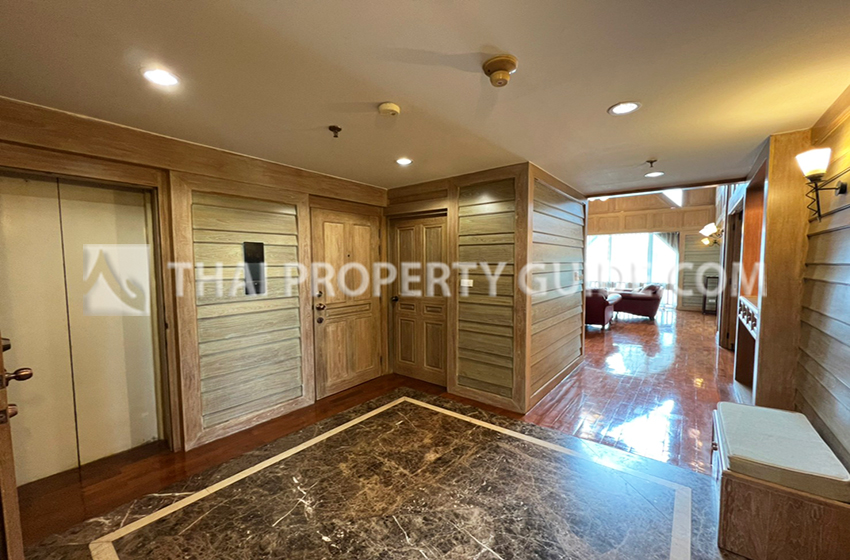 Penthouse in Sathorn 