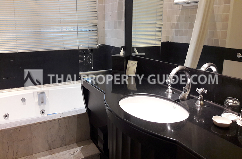 Service Apartment in Ploenchit 
