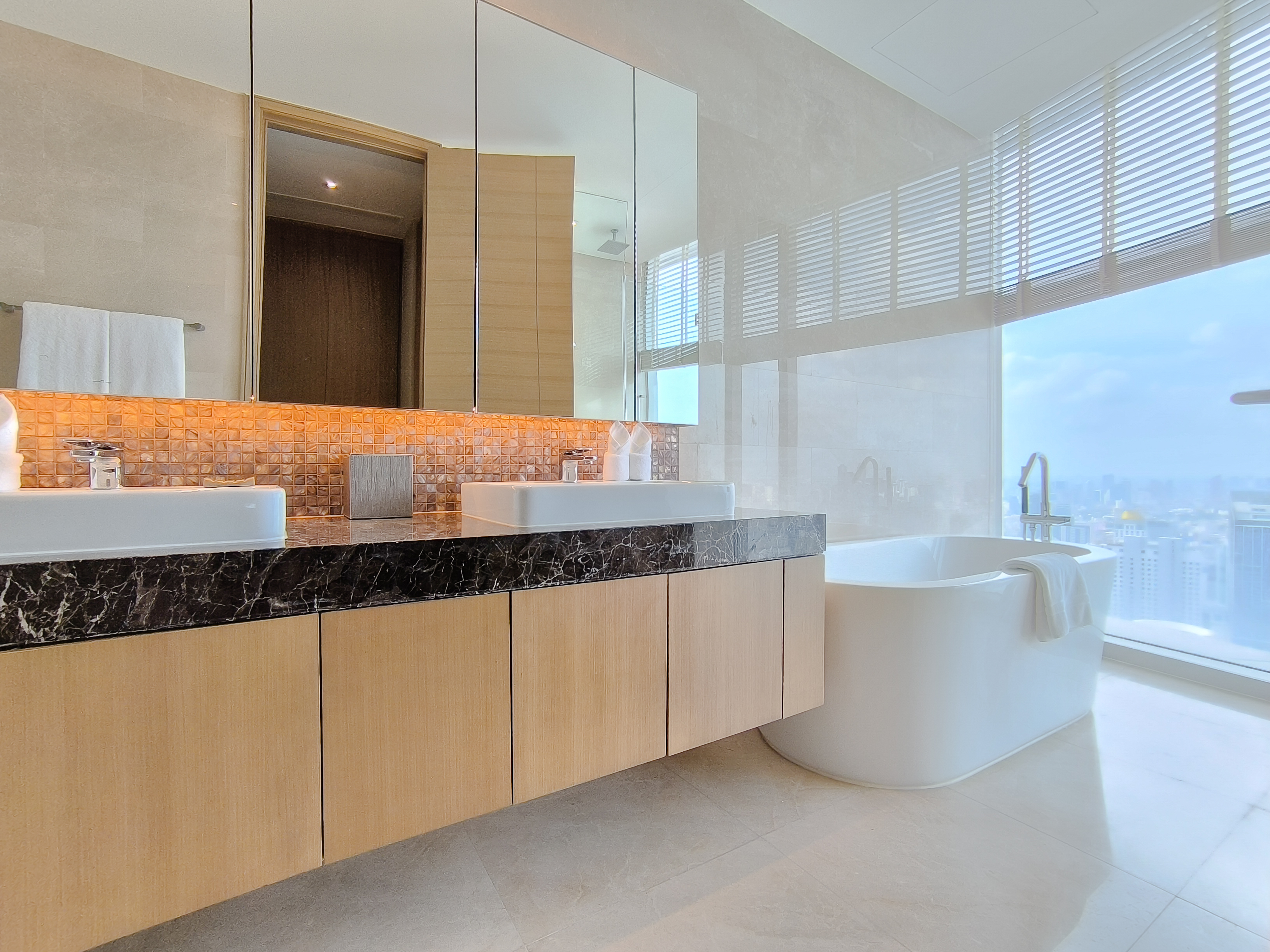 Service Apartment in Ploenchit 