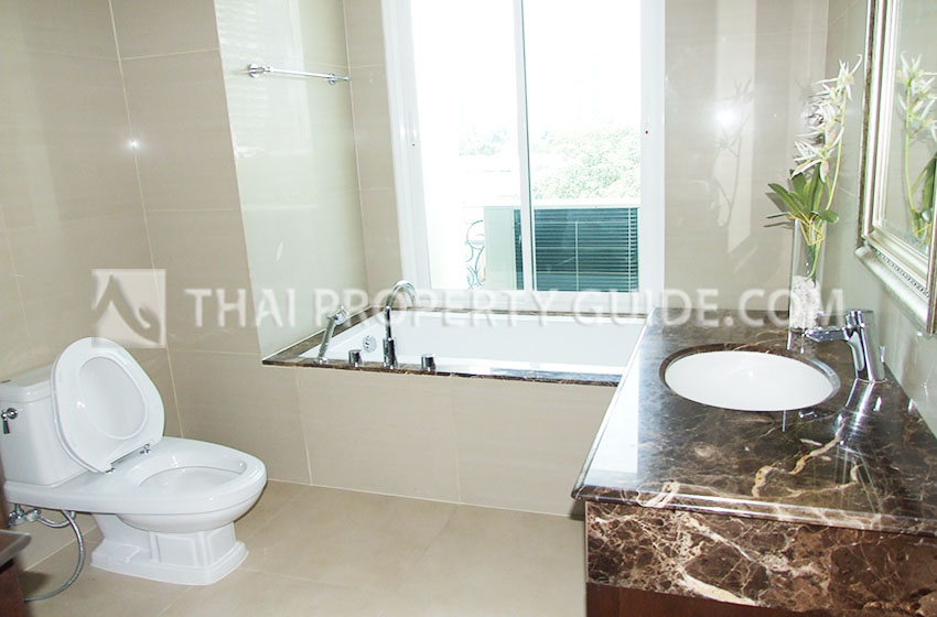 Service Apartment in Sukhumvit 