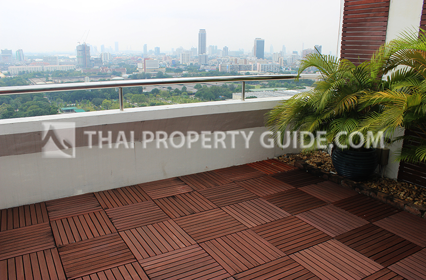 Service Apartment in Sukhumvit 