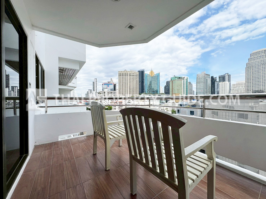 Service Apartment in Sukhumvit 