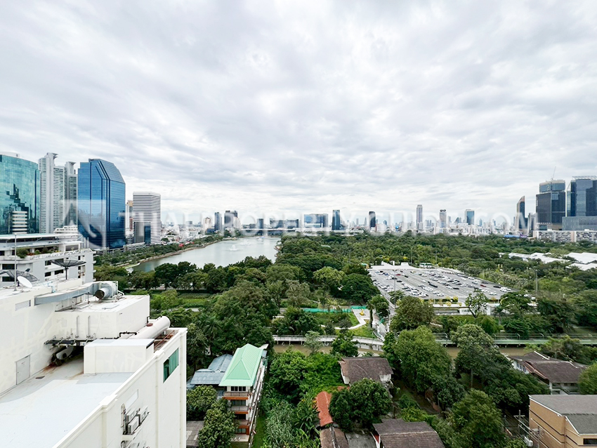 Service Apartment in Sukhumvit 