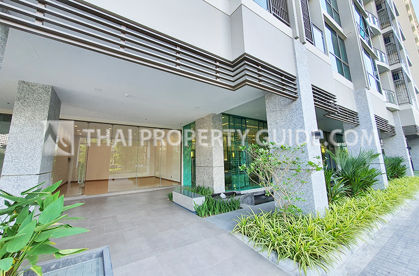 Shophouse in Sukhumvit 