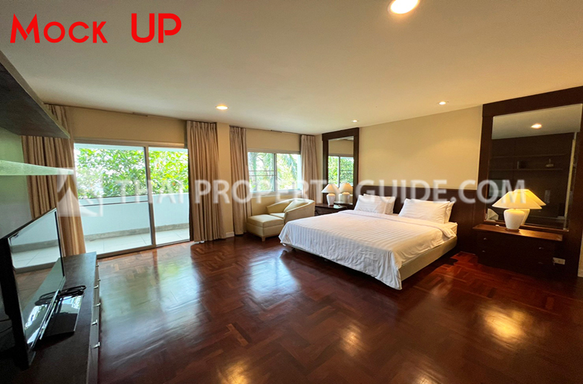 Townhouse in Chaengwattana (near Nichada Thani) 