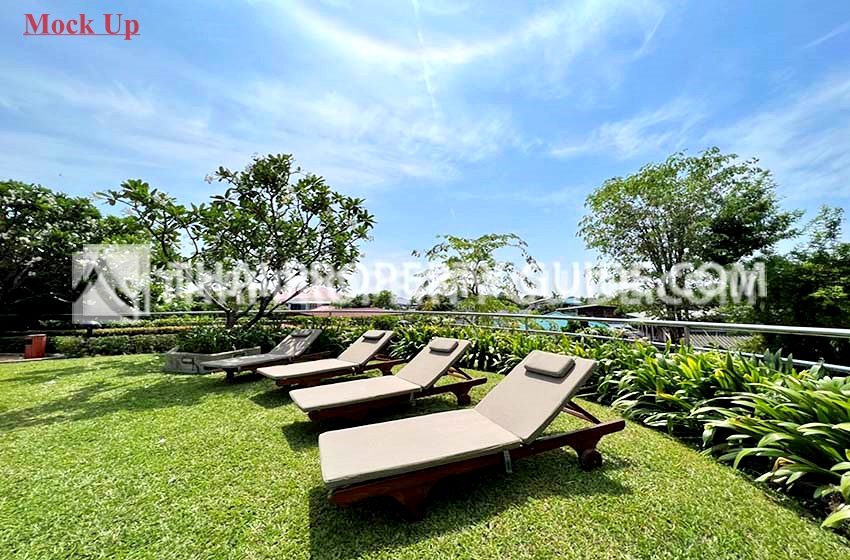 Townhouse in Chaengwattana (near Nichada Thani) 