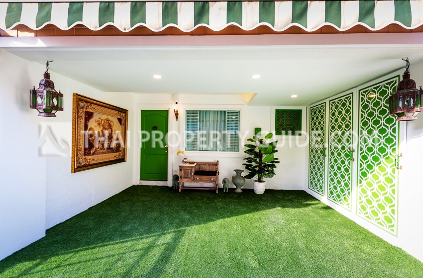 Townhouse in Lat Phrao 