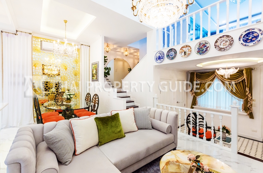 Townhouse in Lat Phrao 