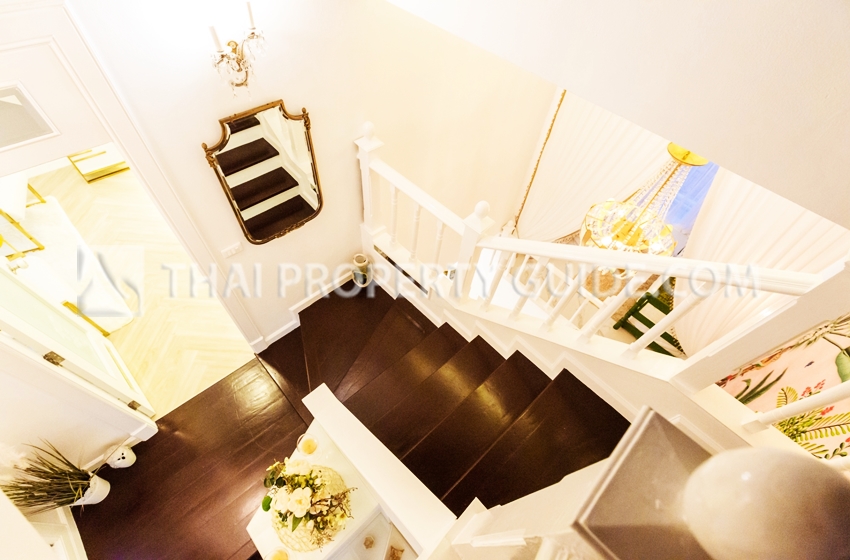 Townhouse in Lat Phrao 