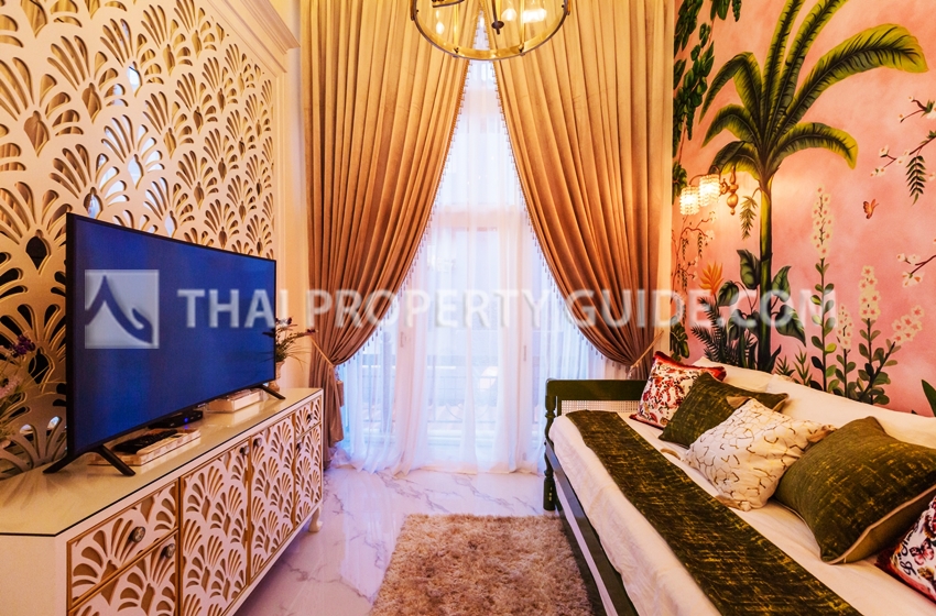 Townhouse in Lat Phrao 