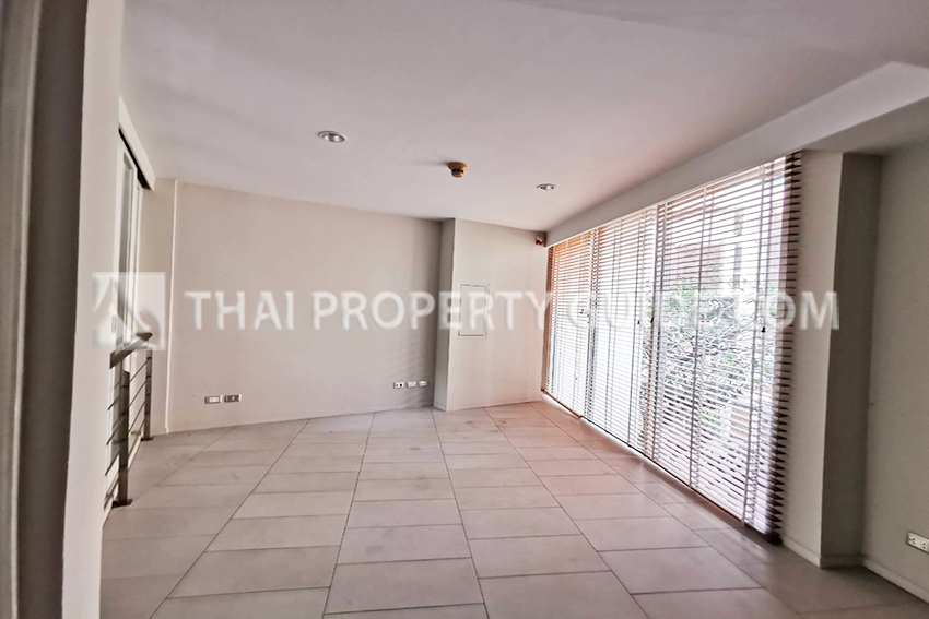 Townhouse in Sathorn 