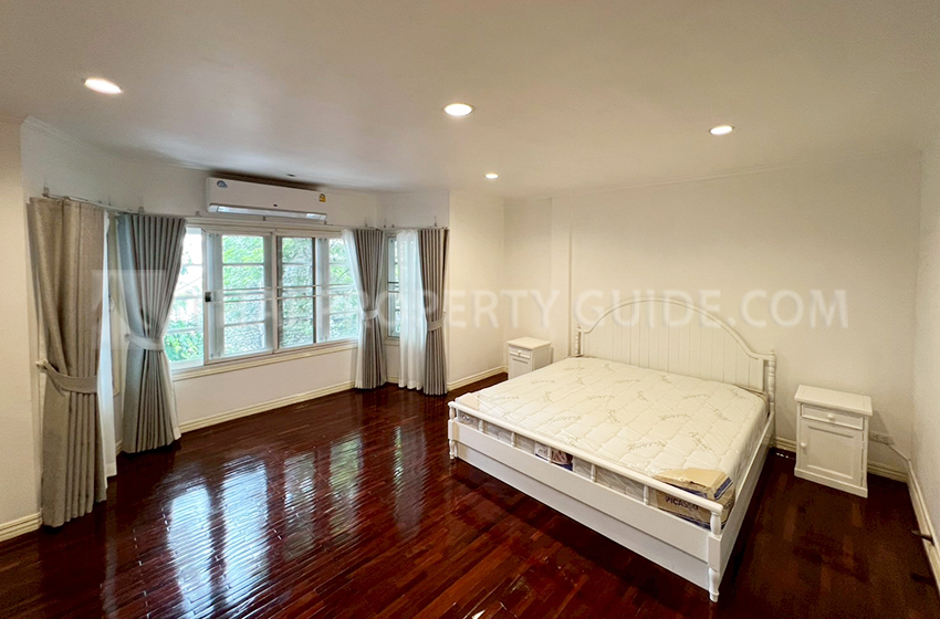 Townhouse in Sukhumvit 