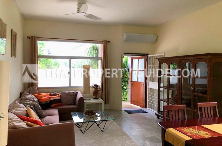 Townhouse in Sukhumvit 