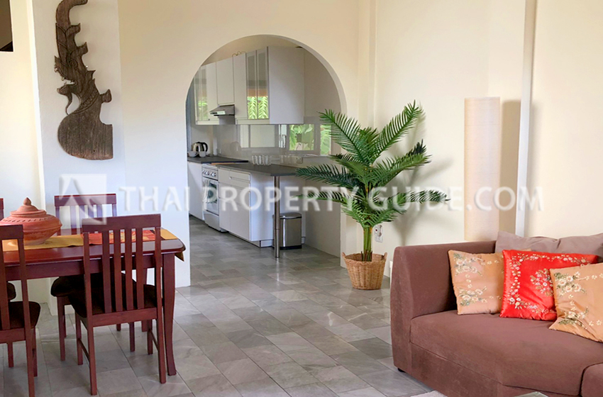 Townhouse in Sukhumvit 