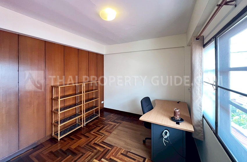 Townhouse in Sukhumvit 