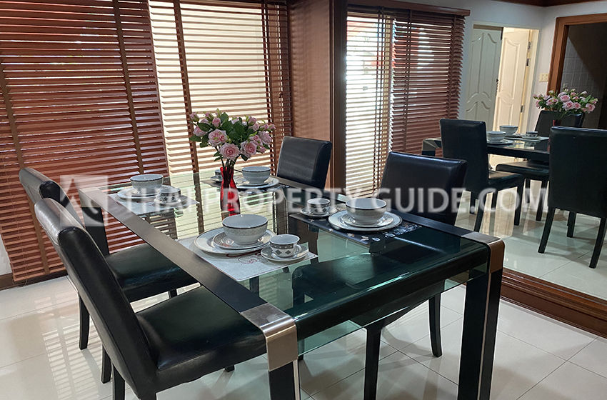 Townhouse in Sukhumvit 