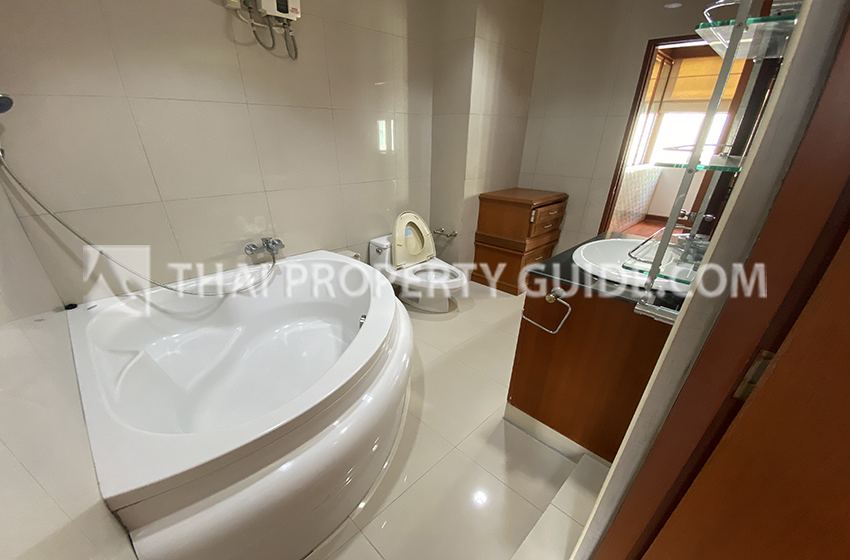 Townhouse in Sukhumvit 