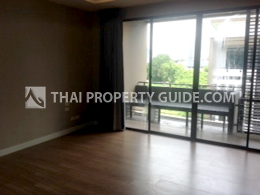 Townhouse in Sukhumvit 
