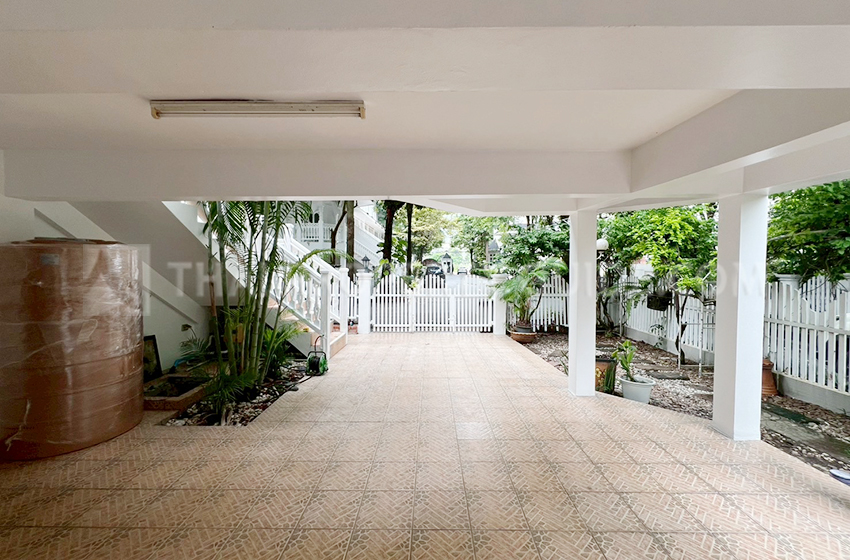 Townhouse in Sukhumvit 