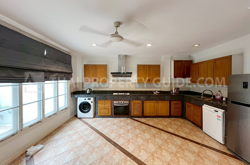 Townhouse in Sukhumvit 