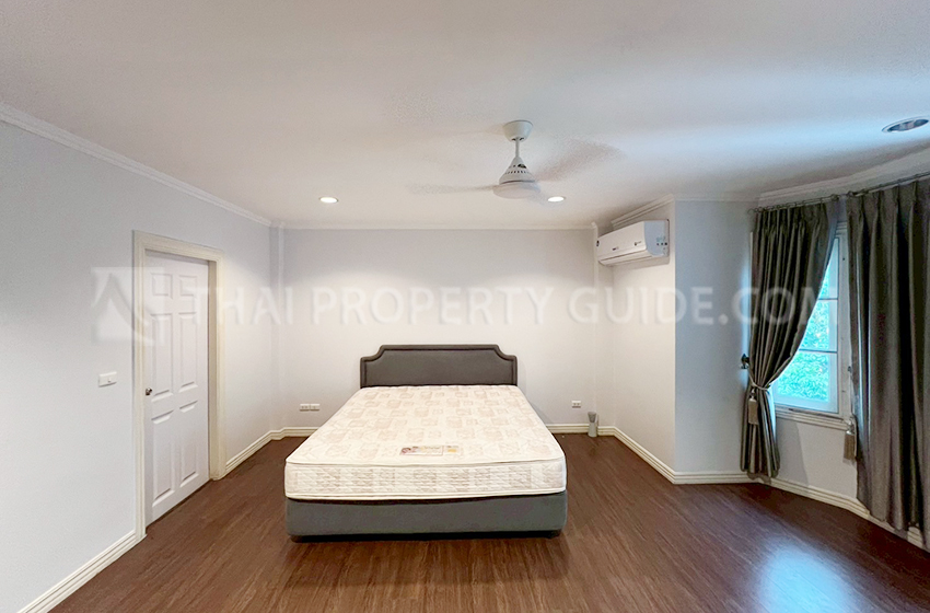 Townhouse in Sukhumvit 