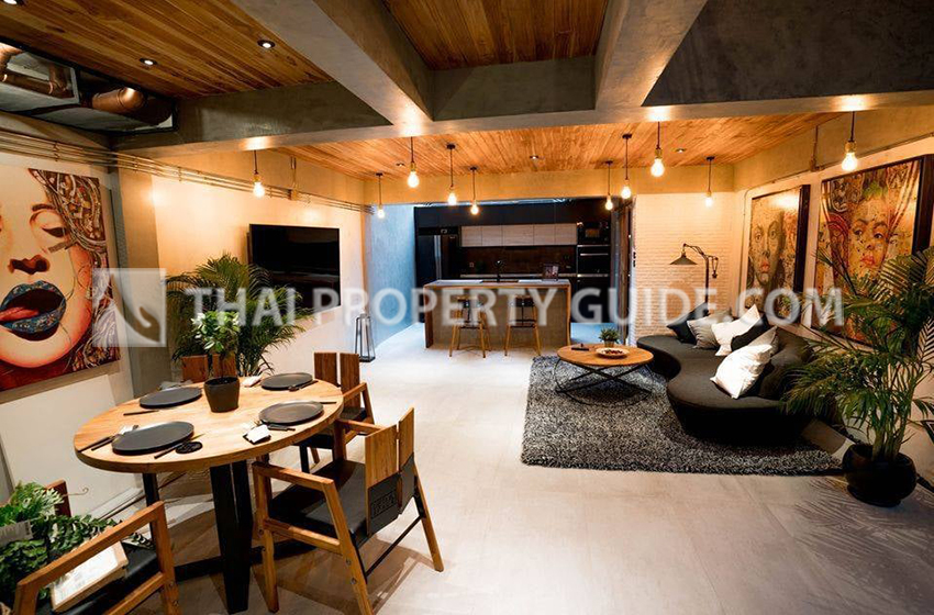 Townhouse in Sukhumvit 