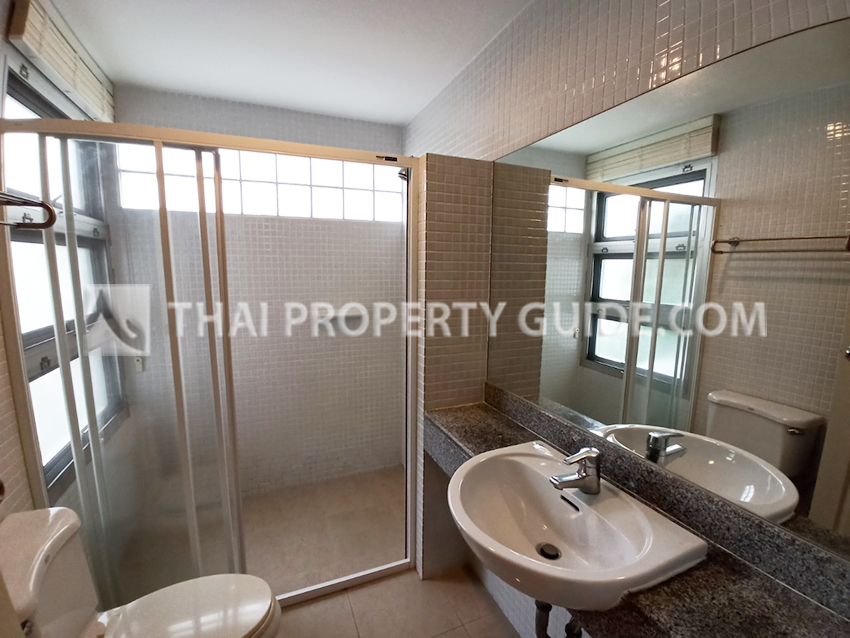 Townhouse in Sukhumvit 