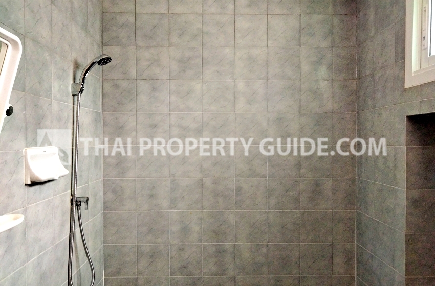 Townhouse in Sukhumvit 