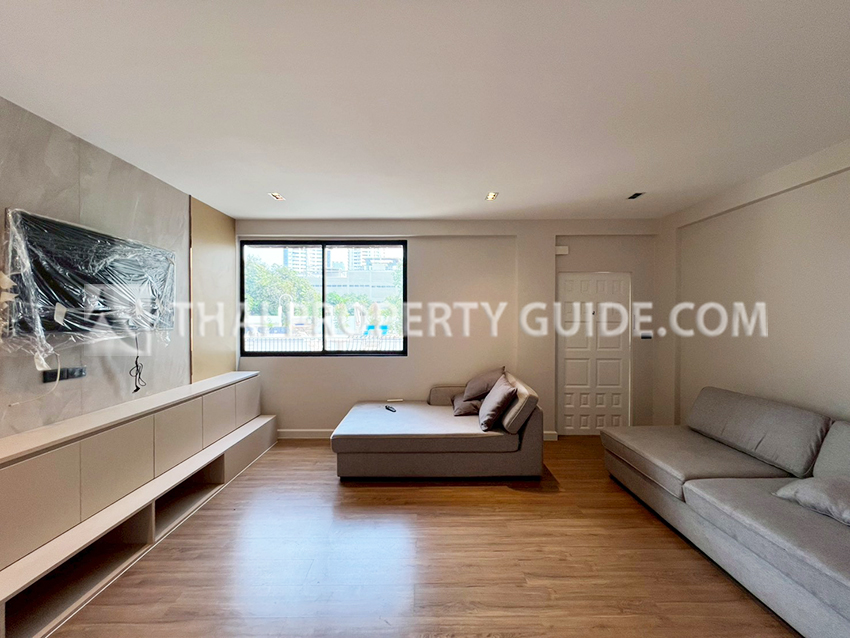 Townhouse in Sukhumvit 