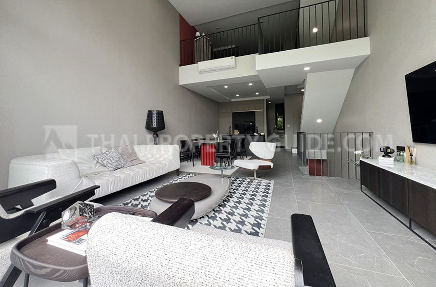 Townhouse in Sukhumvit 