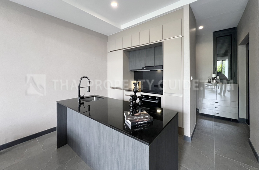 Townhouse in Sukhumvit 