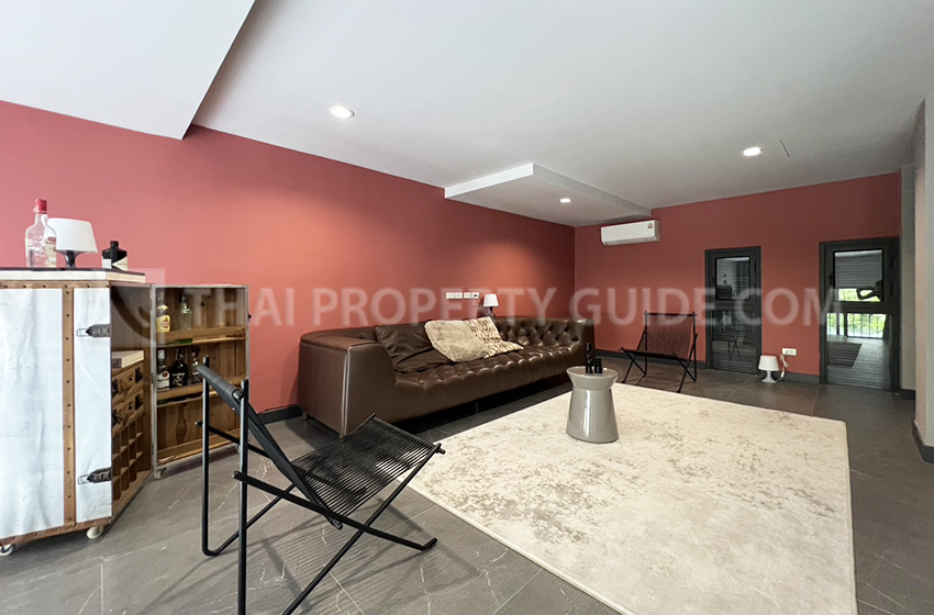 Townhouse in Sukhumvit 