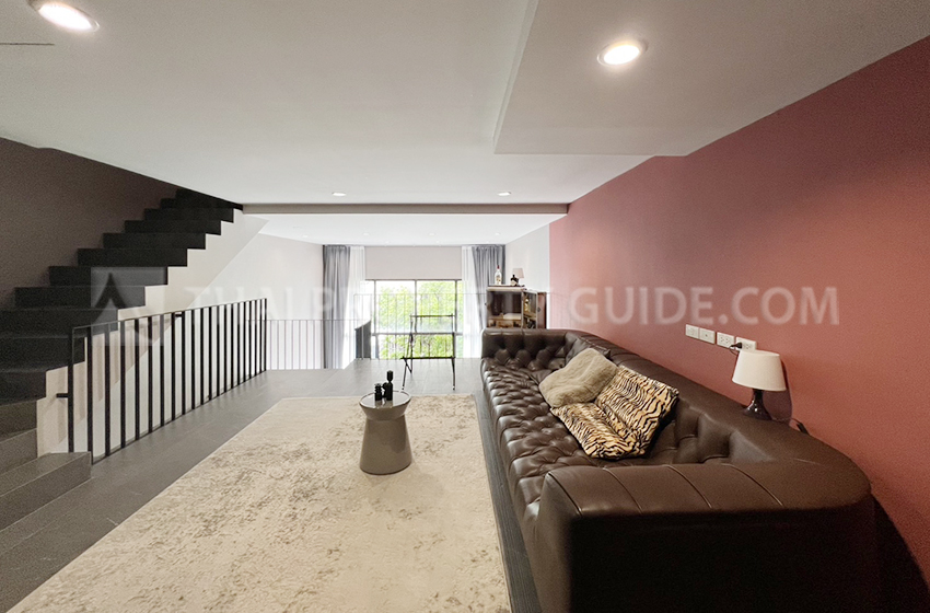 Townhouse in Sukhumvit 