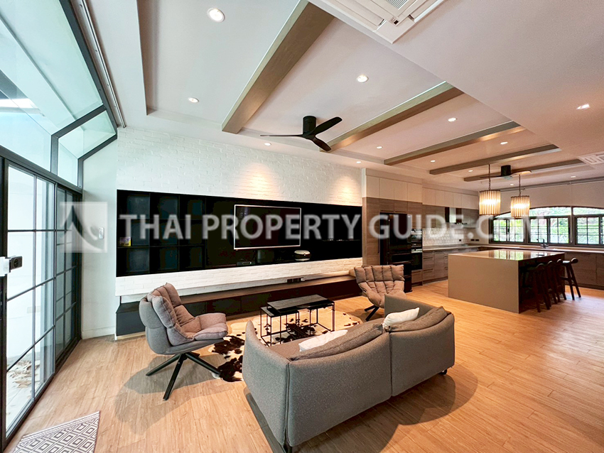 Townhouse in Sukhumvit 