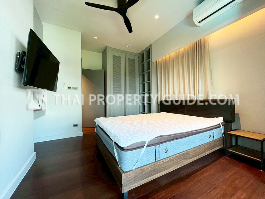 Townhouse in Sukhumvit 